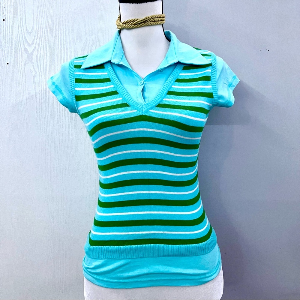 Eyeshadow Vintage 90s All In One Collared Shirt With Vest
A3